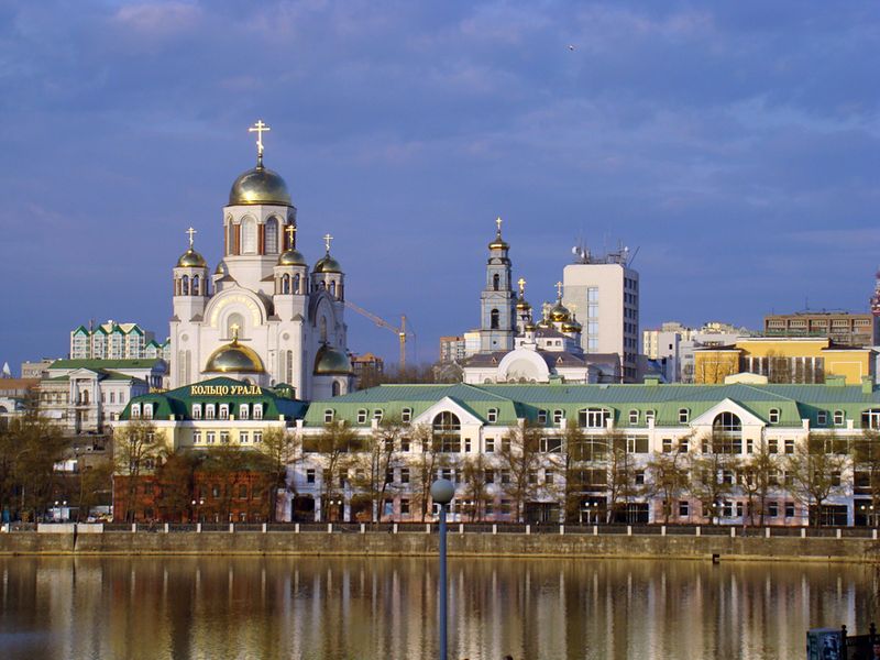Какие туры интересны в Екатеринбурге вечером?